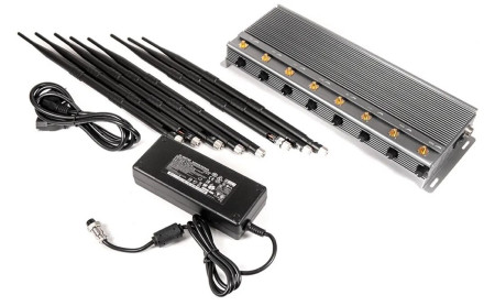 Сверхмощный мультичастотный подавитель «BlackHunter 200-8х42»